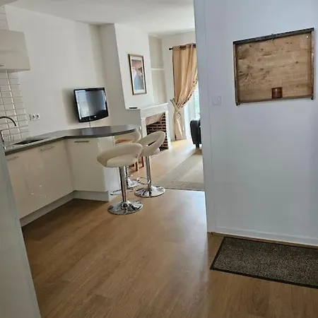 Apartment Spacieux Duplex 4 Pers *